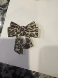 Bow Straw Topper